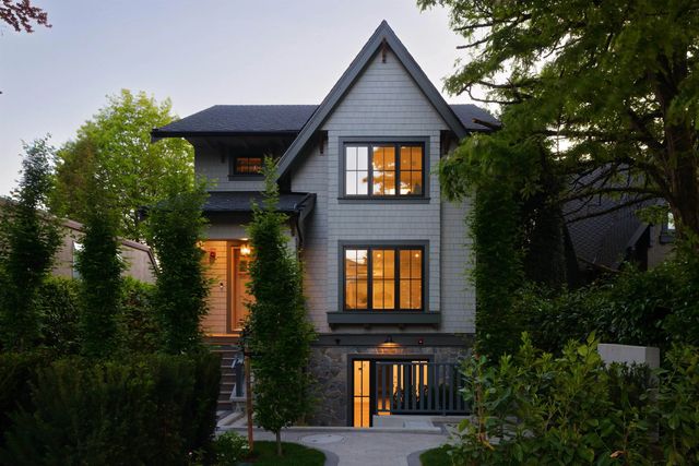 5591 Mackenzie Street, Vancouver