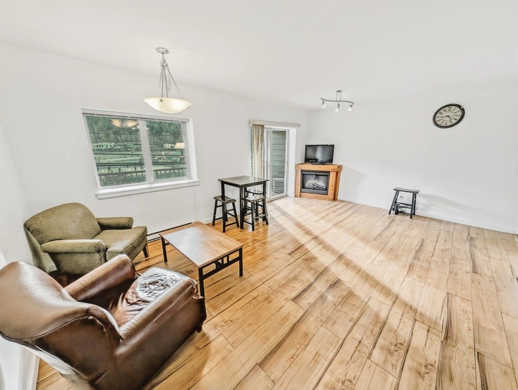 1411 Portage Road 208, Pemberton