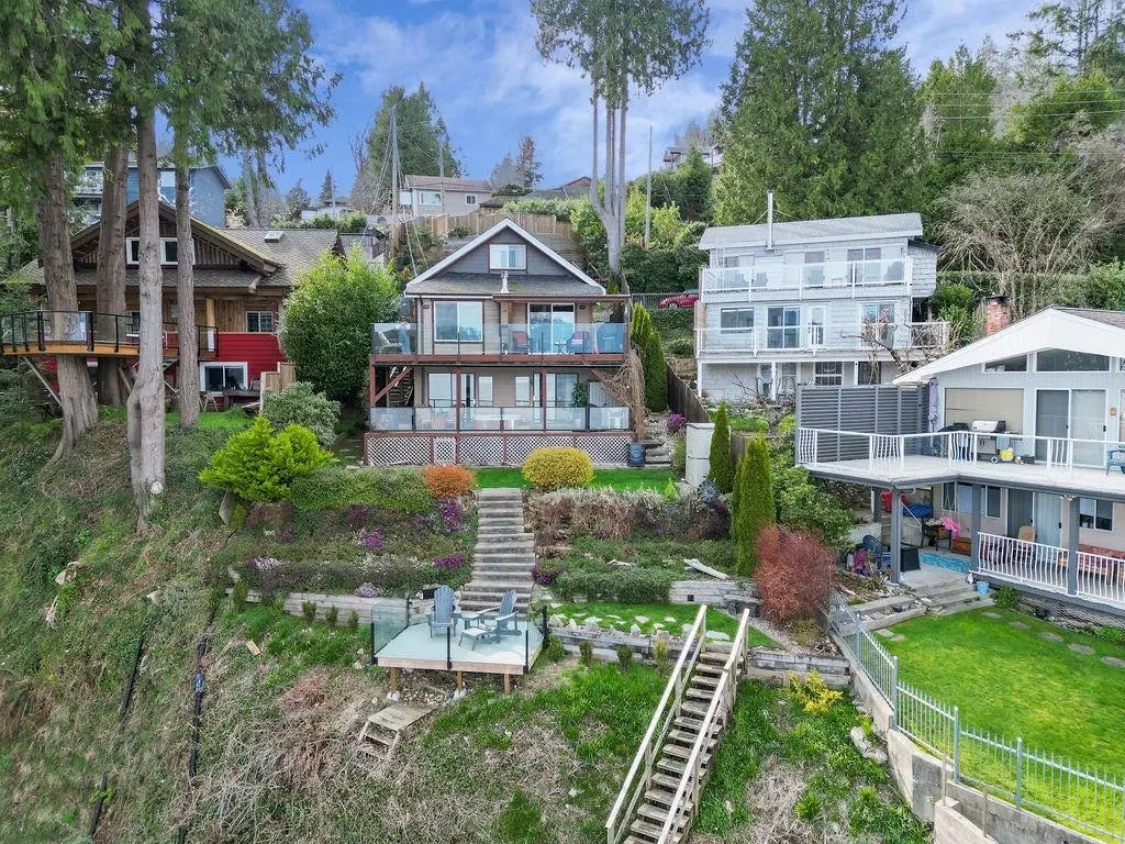 790 Marine Drive, Gibsons