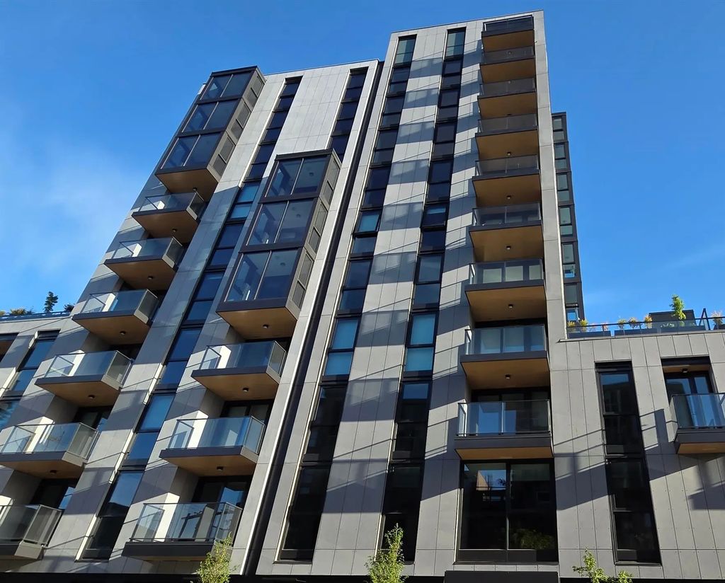 1530 W 6th Avenue #1002, Vancouver