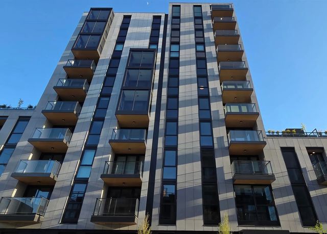 1530 W 6th Avenue #1002, Vancouver