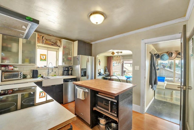 2150 Nanaimo Street, Vancouver