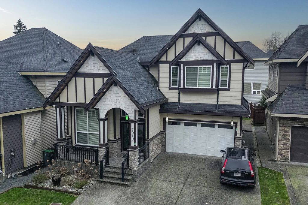 5916 139 Street, Surrey