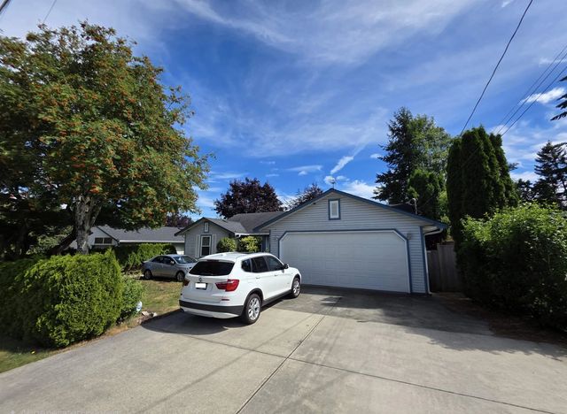 15580 20 Avenue, Surrey