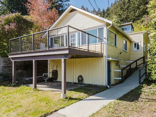462 Central Avenue, Gibsons