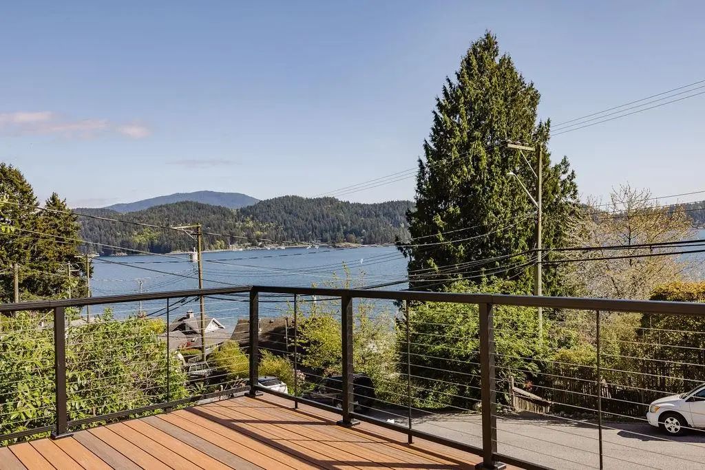 462 Central Avenue, Gibsons