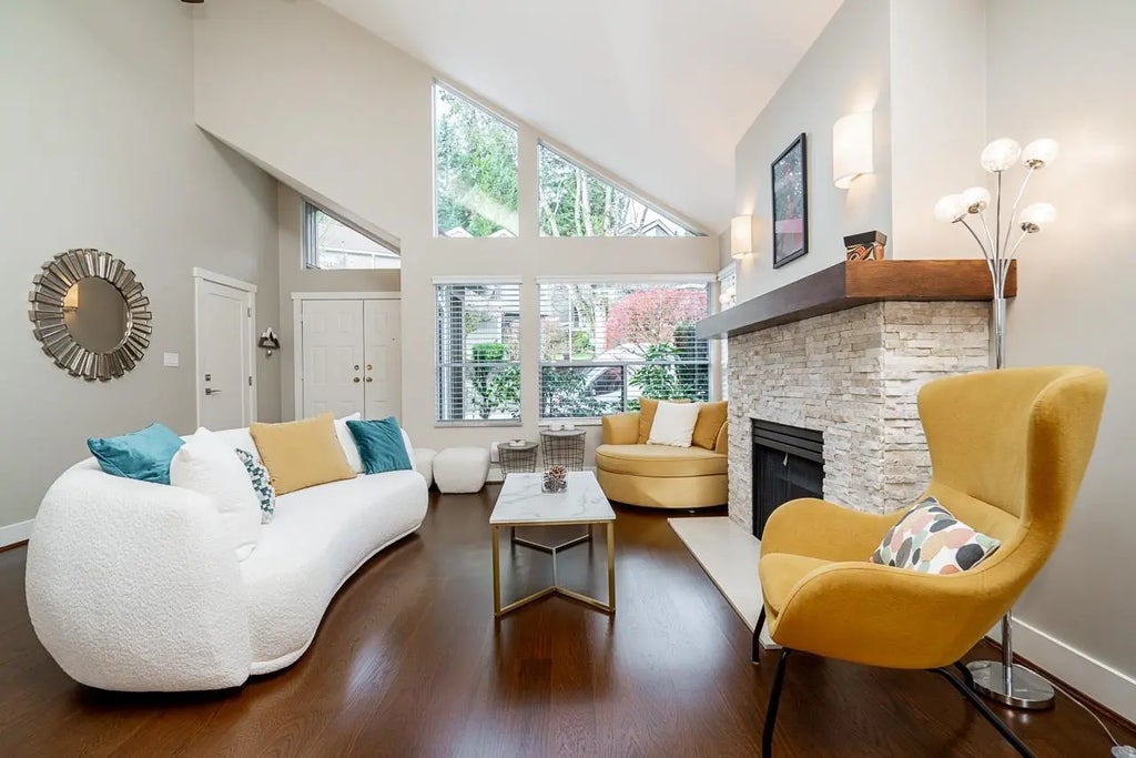 4055 Indian River Drive 22, North Vancouver