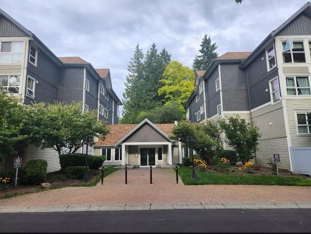 9668 148 Street 210, Surrey