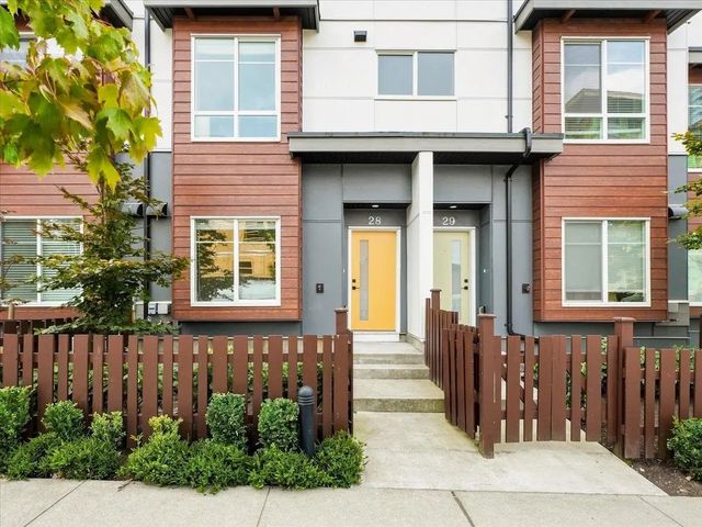20155 84 Avenue 28, Langley