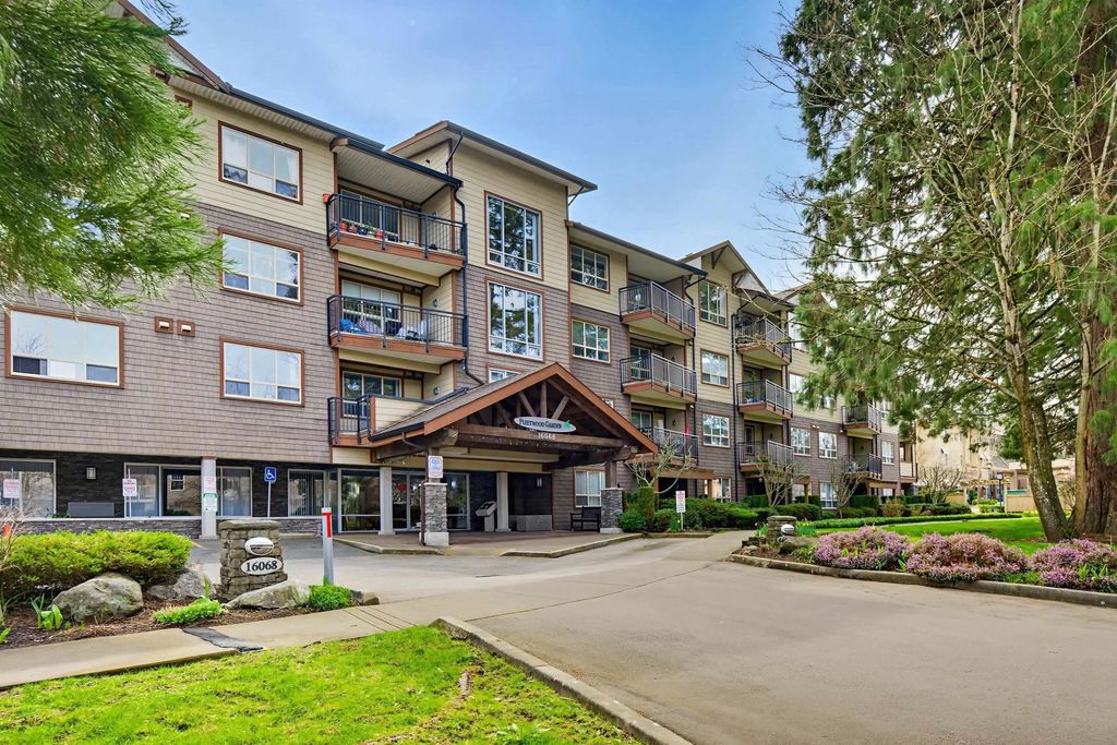16068 83 Avenue 202, Surrey