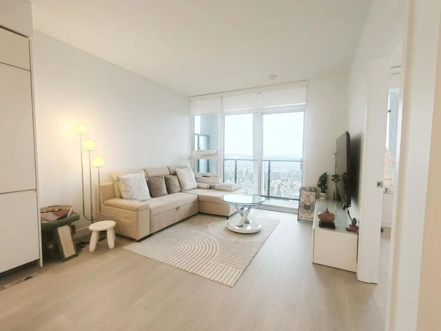 6537 Telford Avenue 2906, Burnaby