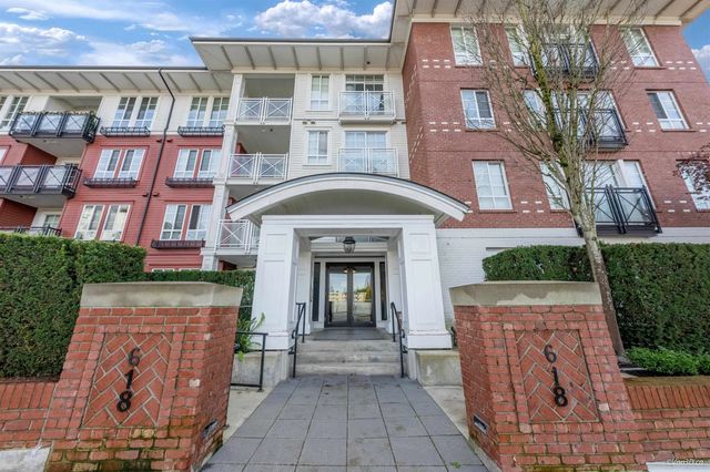 618 Como Lake Avenue 201, Coquitlam