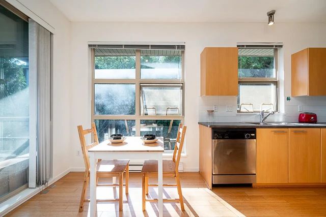 9319 University Crescent 516, Burnaby