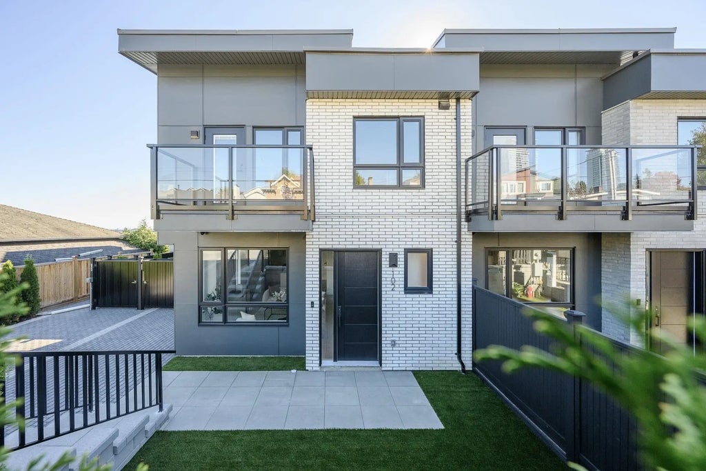 1132 Madore Avenue 102, Coquitlam