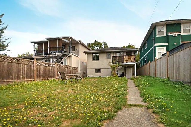 3445 Nanaimo Street Main, Vancouver