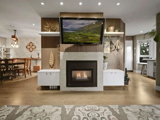 2250 Se Marine Drive 202, Vancouver