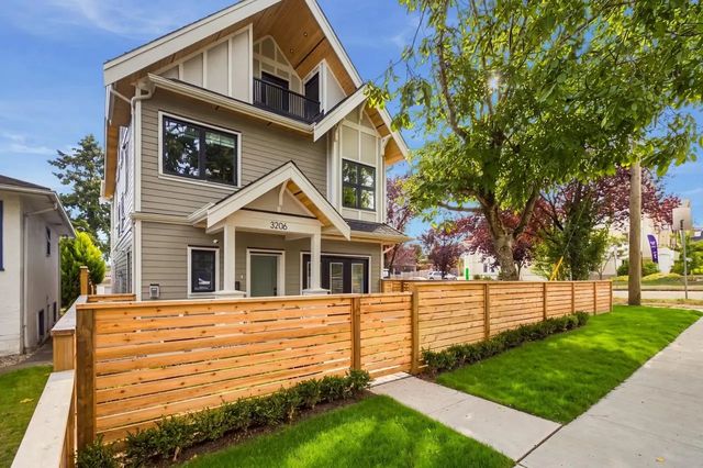 3206 E Georgia Street, Vancouver