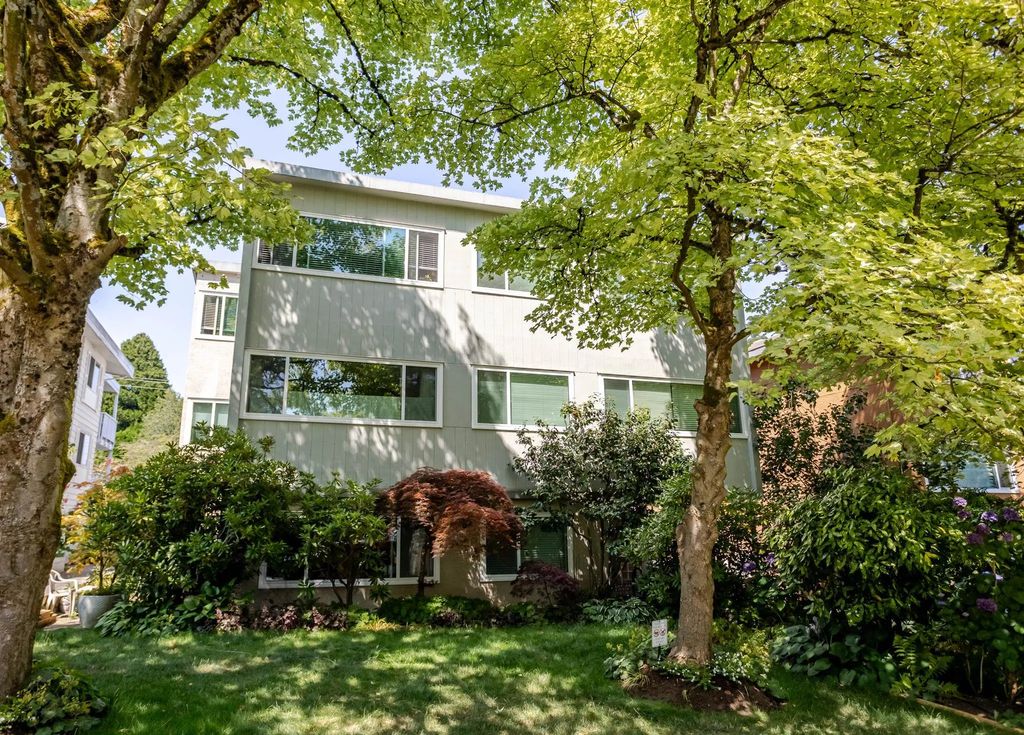 1149 W 11th Avenue 206, Vancouver