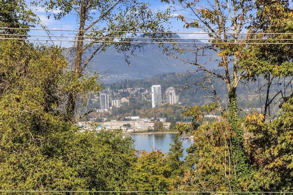 330 N Gamma Avenue, Burnaby