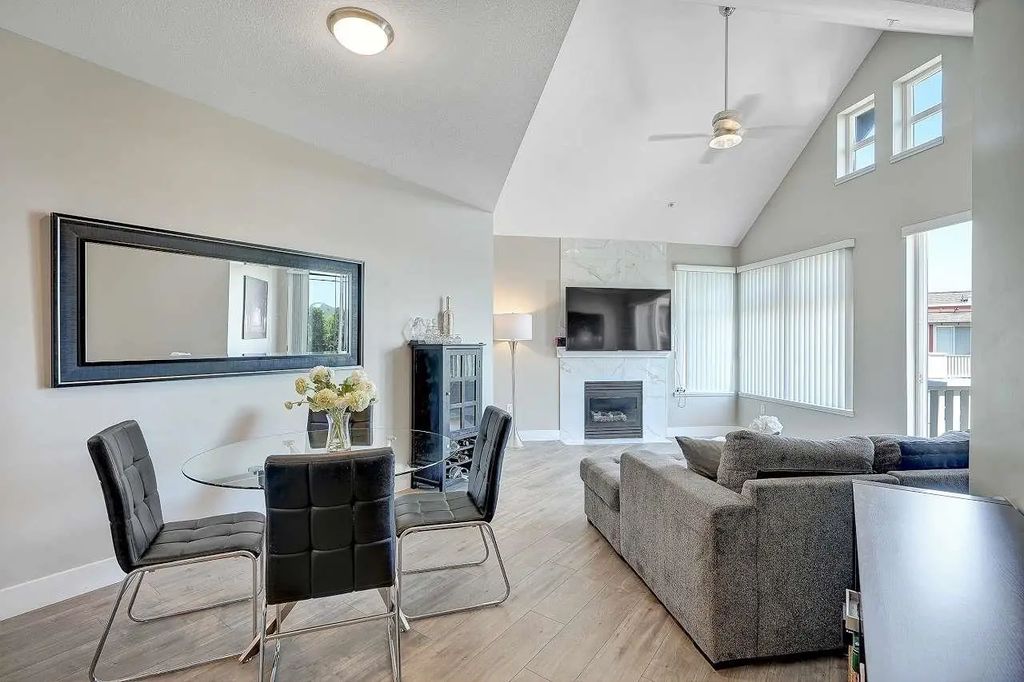 15350 16a Avenue 4th Floor, Surrey