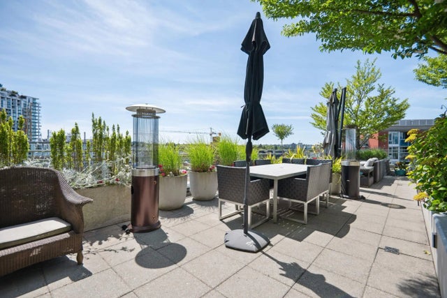 2321 Scotia Street Ph4, Vancouver