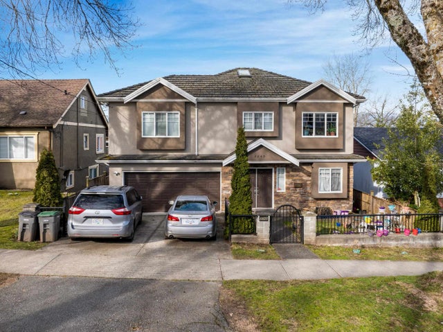 2249 E 24th Avenue, Vancouver