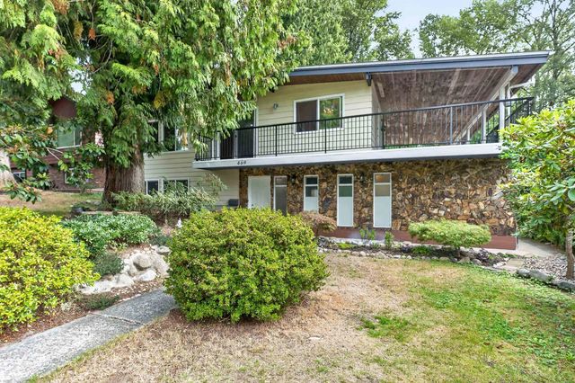 469 Laurentian Crescent, Coquitlam