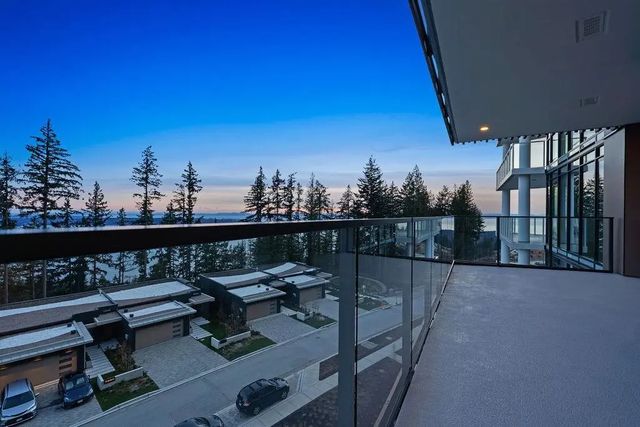 3963 Uplands Way 602, West Vancouver
