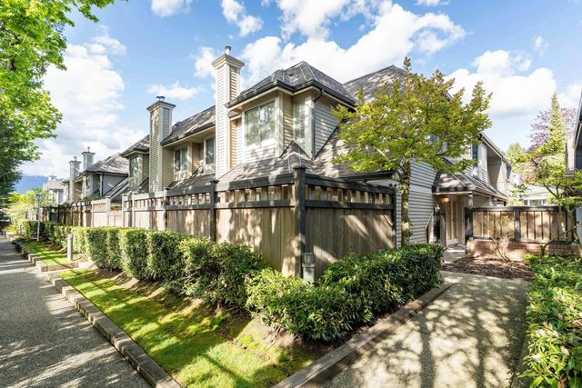 355 Duthie Avenue 32, Burnaby