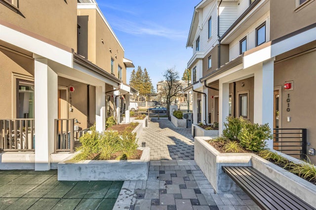 1010 W 52nd Avenue, Vancouver