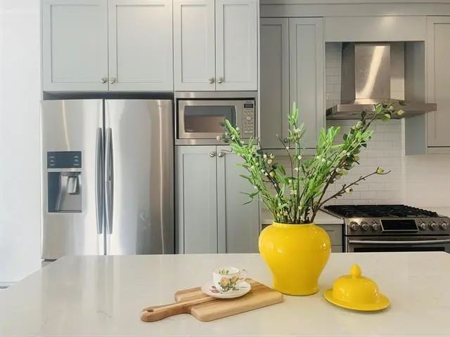16361 23a Avenue 2, Surrey