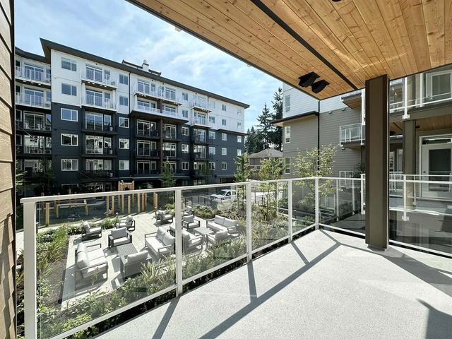 723 Grover Avenue 313, Coquitlam
