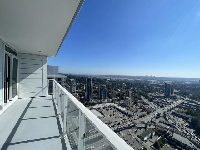 3833 Evergreen Place 3907, Burnaby