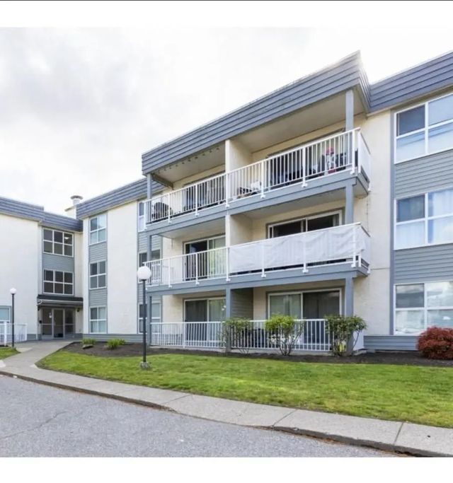 32830 George Ferguson Way 432, Abbotsford