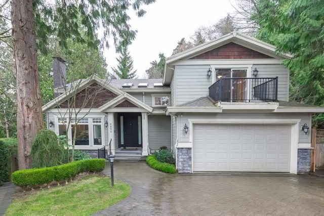 5890 Braemar Avenue, Burnaby