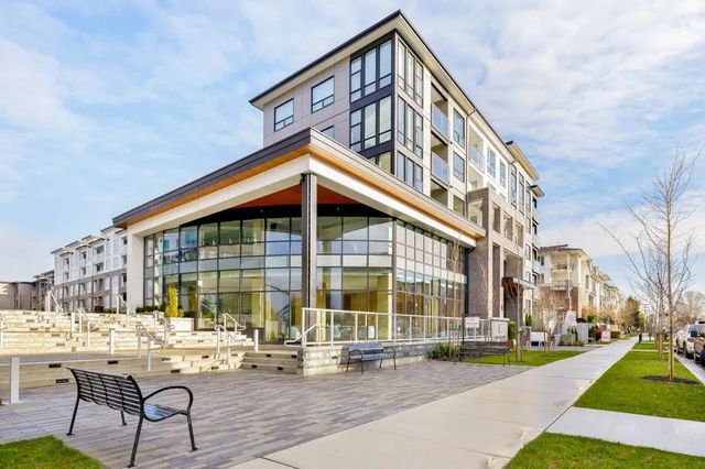 9213 Odlin Road 322, Richmond
