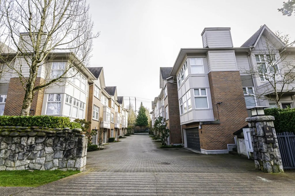 6608 Arbutus Street, Vancouver