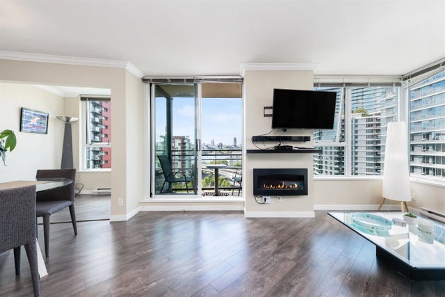 33 Smithe Street 1606, Vancouver