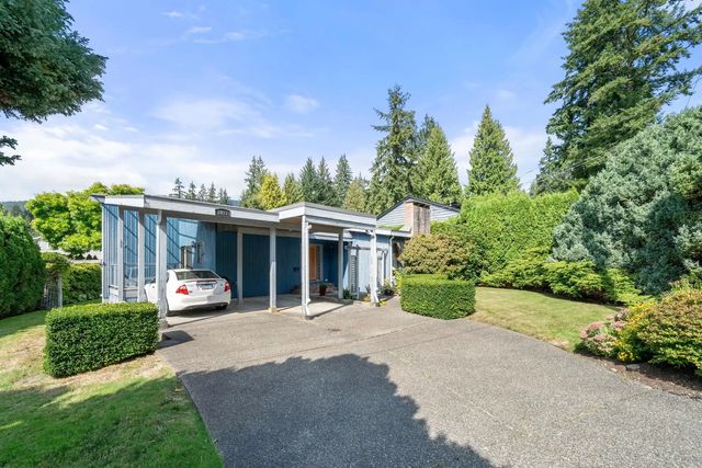 3833 Lynn Valley Road, North Vancouver