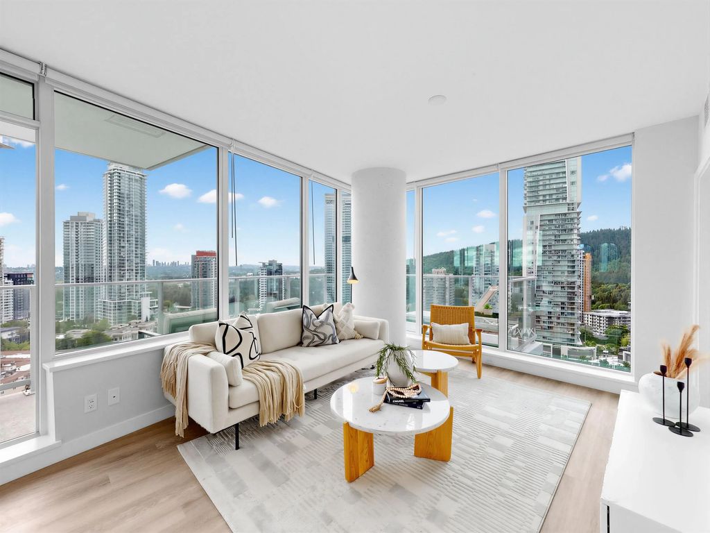567 Emerson Street 19xx, Coquitlam