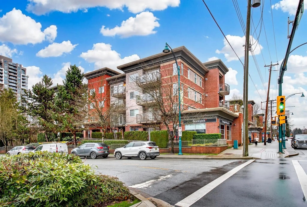 3240 St Johns Street 110, Port Moody