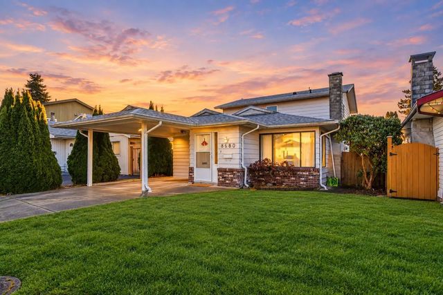 8680 Citadel Crescent, Richmond