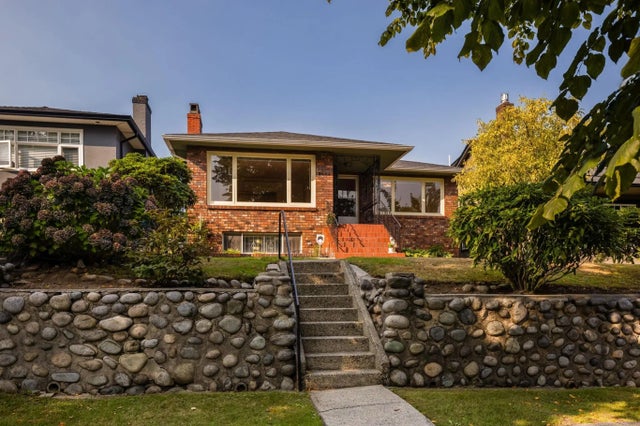 2869 Venables Street, Vancouver