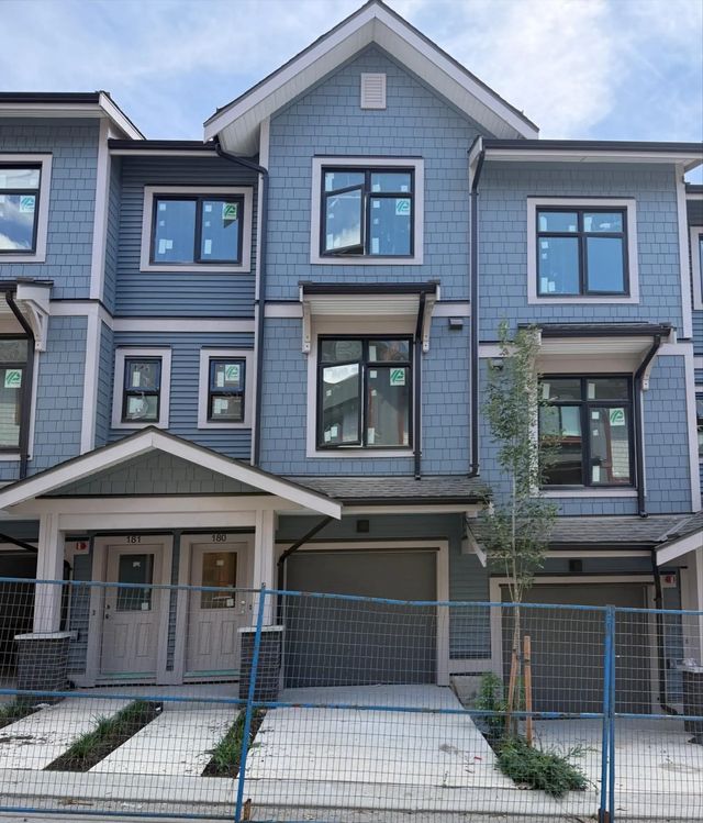 6951 204 Street 180, Langley