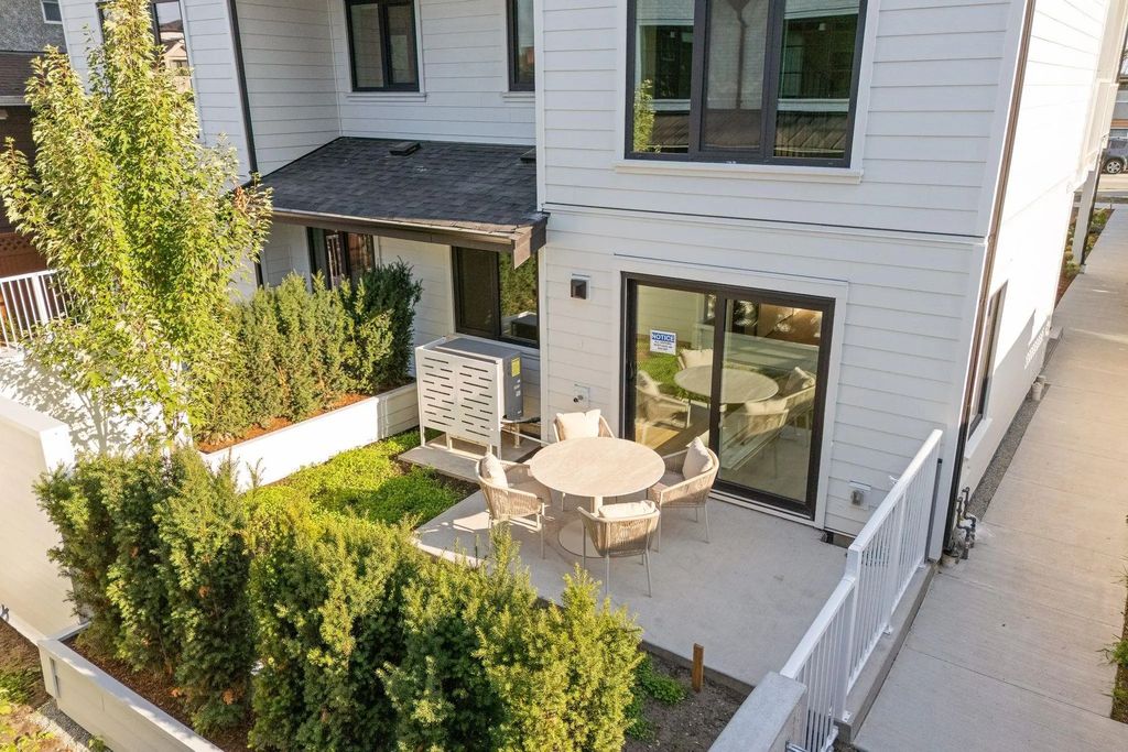 2333 E 54th Avenue Sl 2, Vancouver