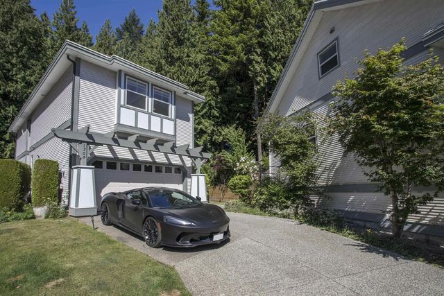 1703 Arbutus Place, Coquitlam