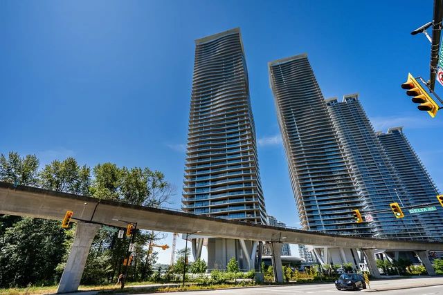4890 Lougheed Highway 2208, Burnaby