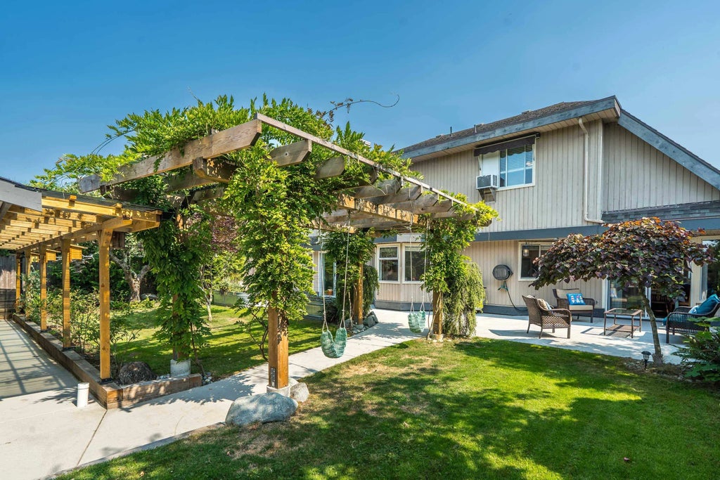 4553 66 Street, Ladner