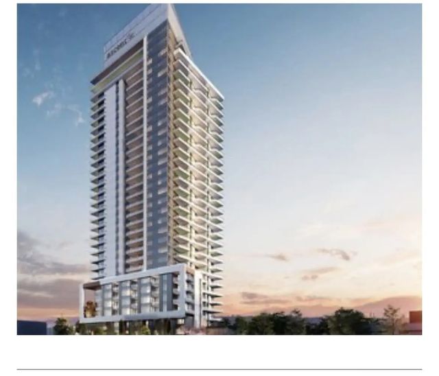 10428 Whalley Bld 1408, Surrey