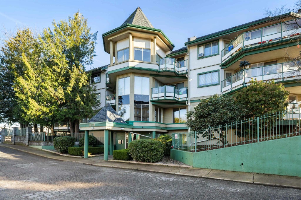 20140 56 Avenue 304, Langley